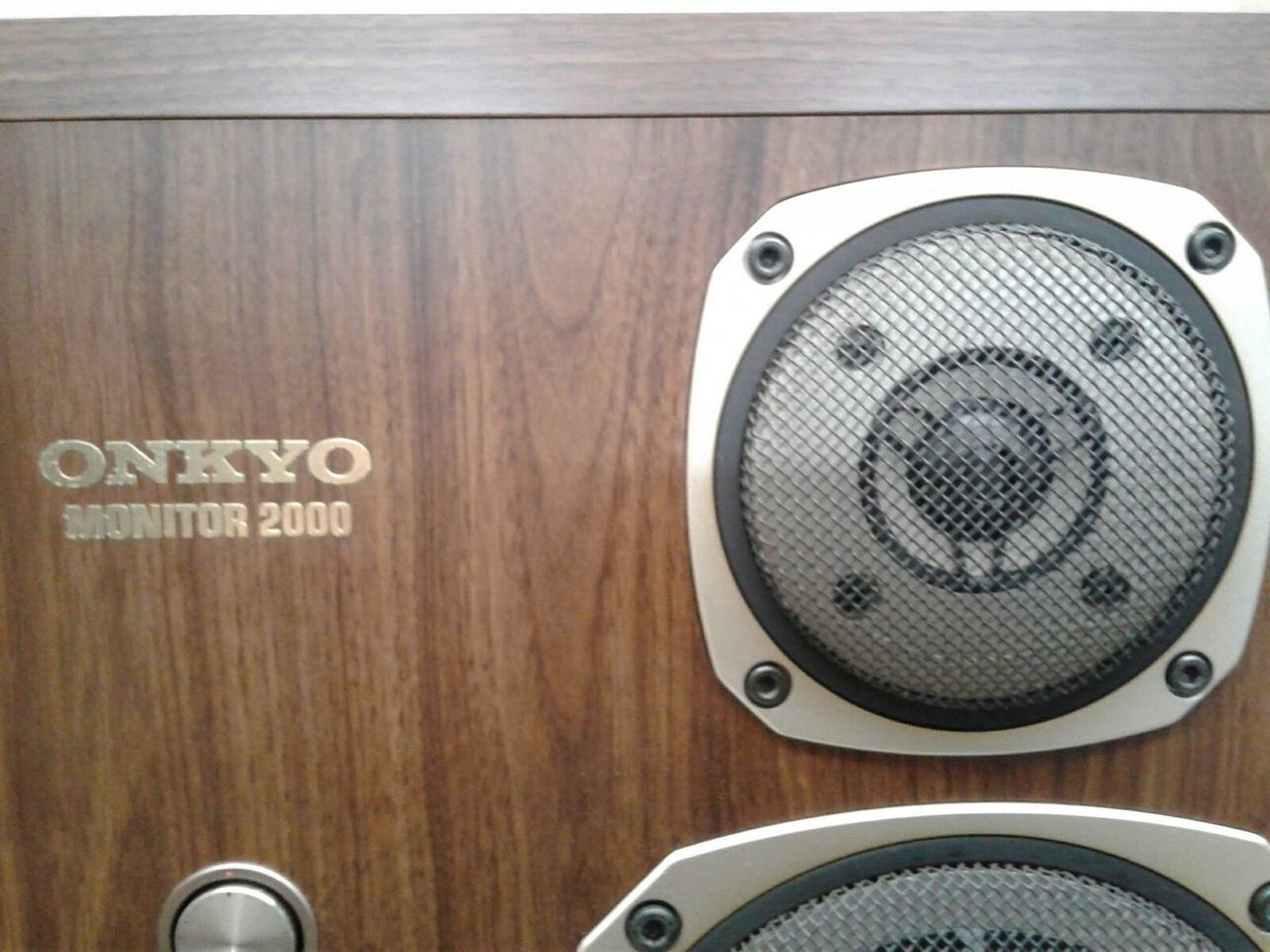 Onkyo Monitor 2000 Speakers Onkyo Monitor 2000 Speakers
