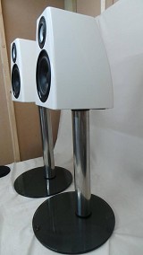 Meridian  DSP 3200 Active Speakers with Stands and AC200 Audio Core Streamer