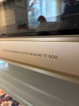 Accuphase e600