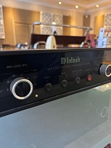 McIntosh MP 100