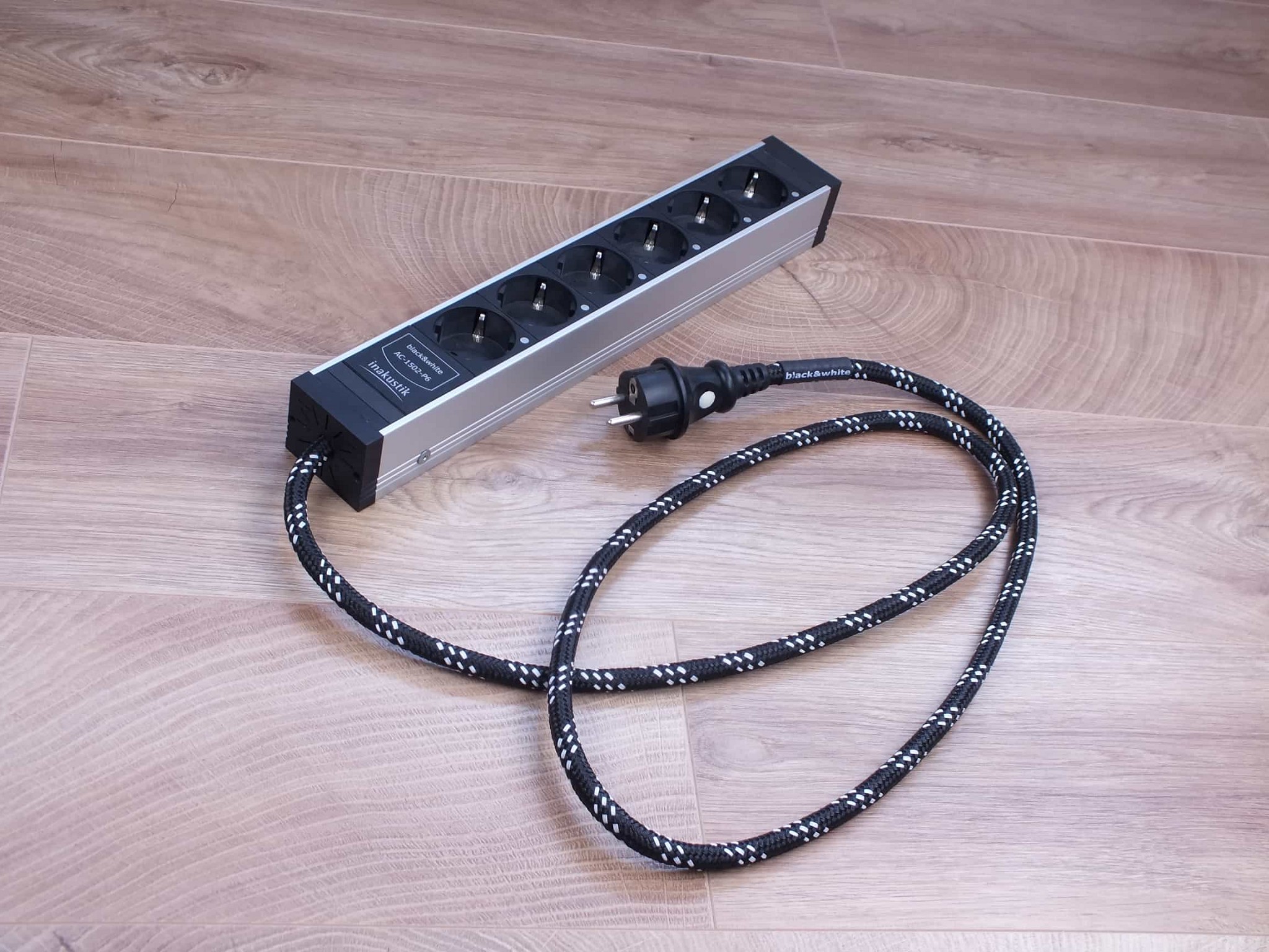 3,00m Inakustik Référence AC-2502-P8 Filet De BAR Longueur 3,0 M (3 X 2,5 MM ²