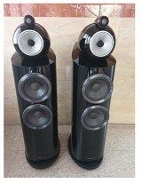 Bowers and Wilkins 803 D3