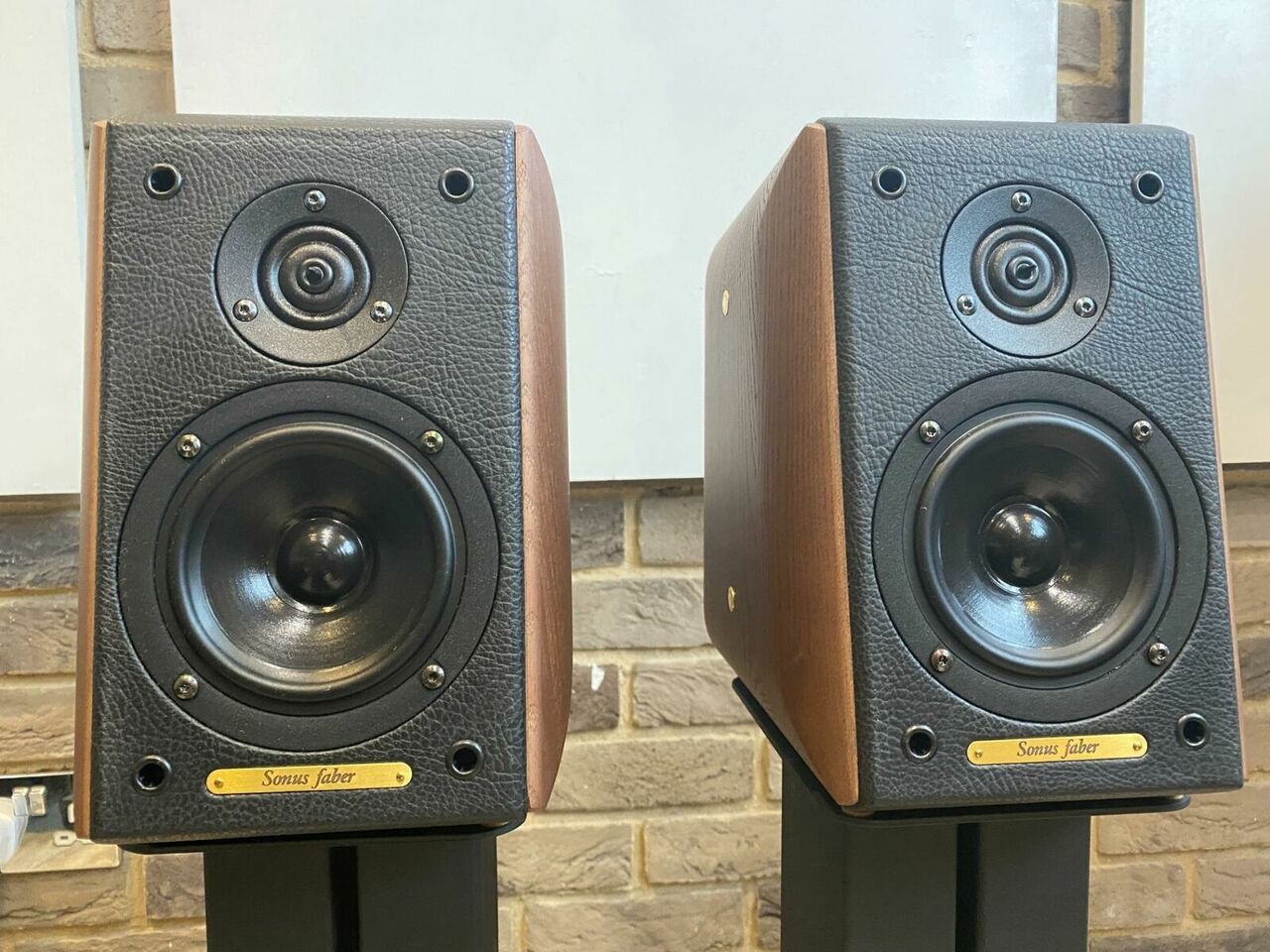 Sonus Faber Toy Stand Mount Speakers 