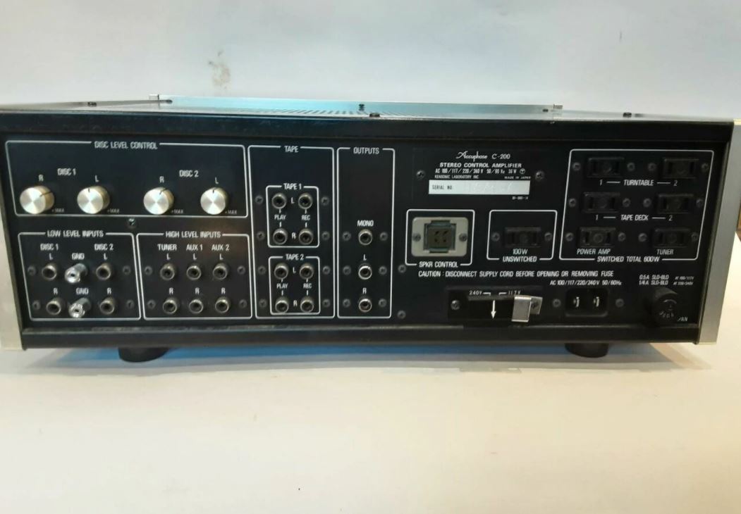 Accuphase C200 Preamp in Lovely Timewarp Condition Accuphase C200
