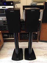 Dynaudio  Excite X18