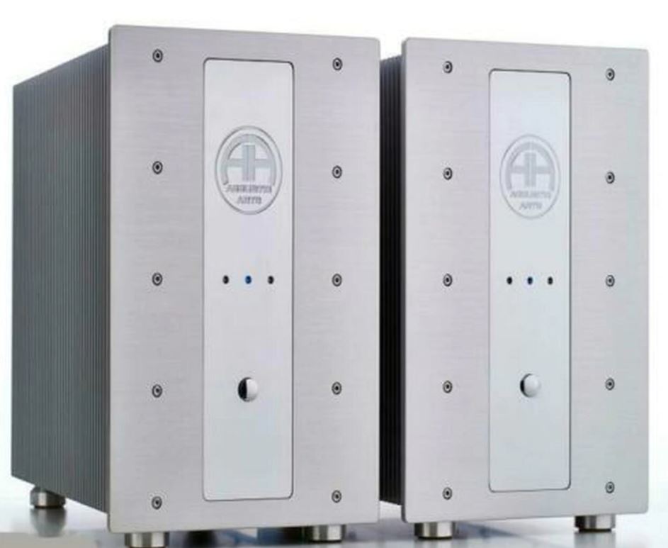 Accustic Arts Mono II Monoblock Amplifiers 530 watts into 4 ohms Accustic Arts Mono II Monoblock Amplifiers 530 watts into 4 ohms