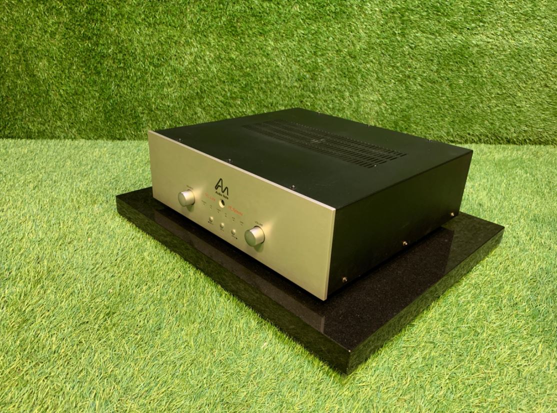 Audio Note M2 Line Balanced Remote Audio Note M2 Line Balanced Remote
