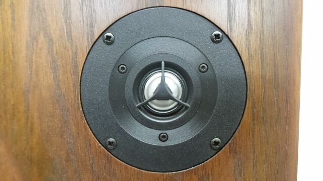 Castle Acoustics Howard S2 Loudspeakers Castle Howard S2 Castle Acoustics Howard S2 Loudspeakers Castle Howard S2