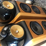 Bowers and Wilkins 802 Diamond