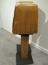 Sonus Faber Electa Amator II with Ironwood Stands