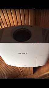 Sony  VPL-VW570ES Projeksiyon Cihazı