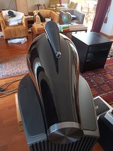 Bowers and Wilkins 801 D4 speakers in Satin Rosenut