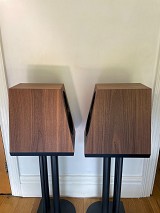 QLN Prestige One Speakers Ex Demo