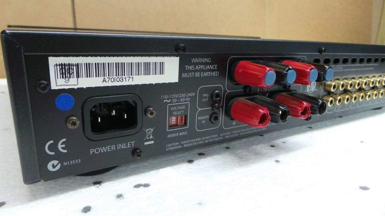 Arcam A70 Amplifier with Remote Arcam A70 Amplifier with Remote
