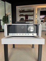 Avantgarde XA iNTEGRE AMPLiFiER