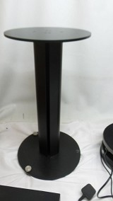 Wilson Benesch Full Circle Turntable with ACT 0.5 Arm and Stand