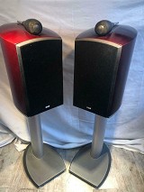Bowers and Wilkins 805 Nautilus Loudpeakers with Stands