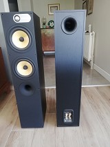 Bowers and Wilkins 684