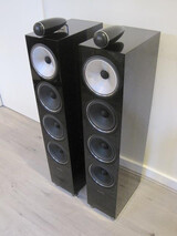 Bowers and Wilkins 702 S2