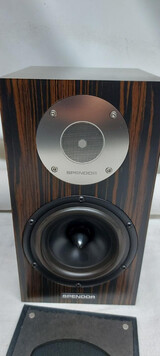 Spendor D1