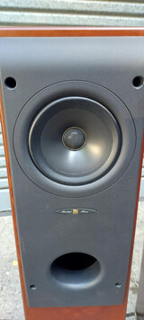 KEF Reference One