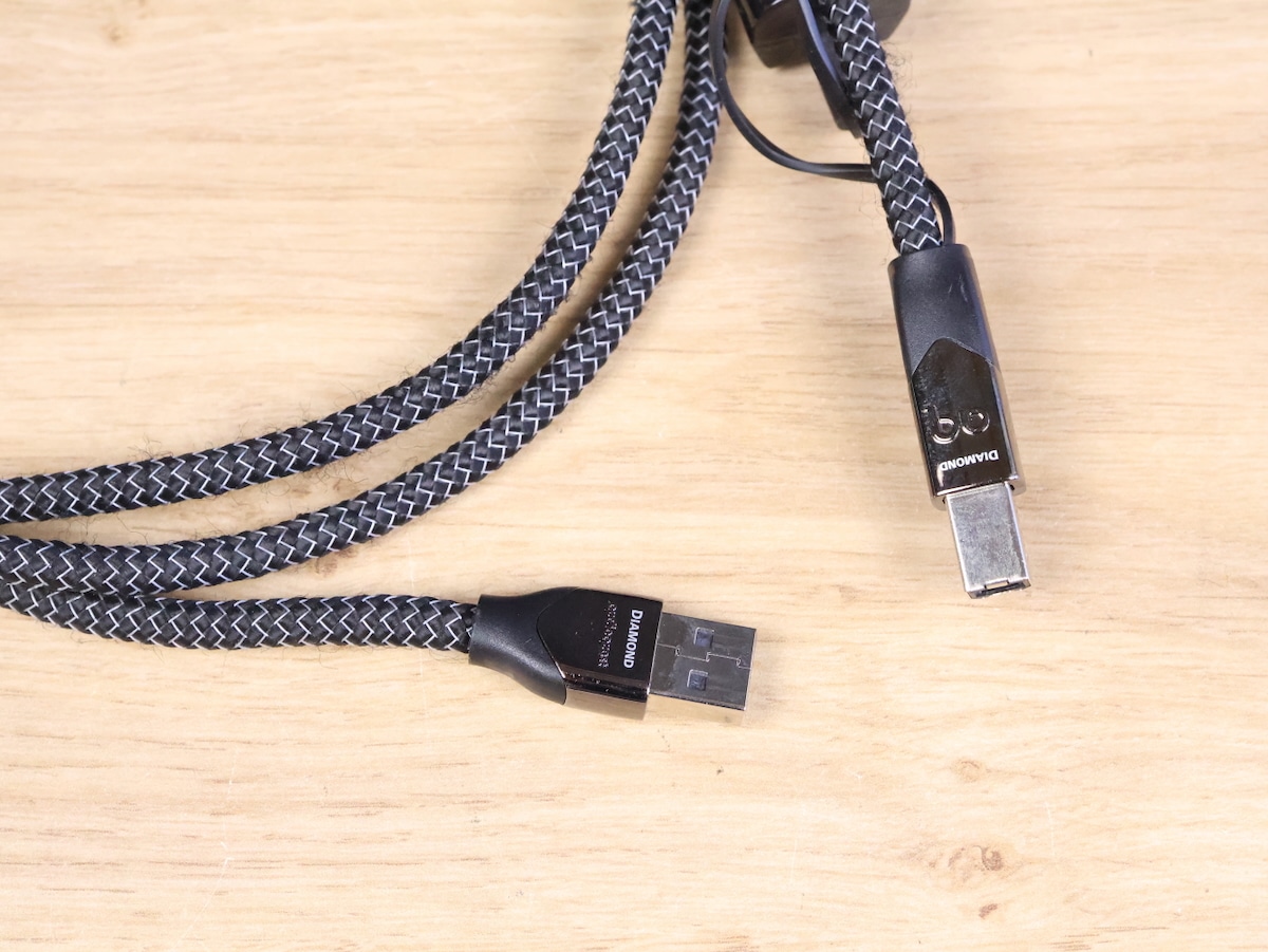 audioquest diamond★ AudioQuest 0.75m Diamond Coax Digital Audio Cable - 1 x Male