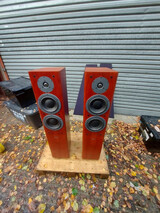 Dynaudio  Focus 220 