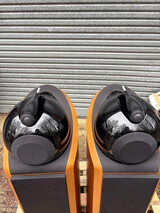 Bowers and Wilkins 802 Nautilus 