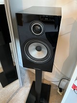 Bowers and Wilkins 706 S2