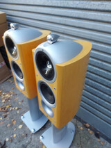 KEF Ref 201