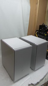 Audionet Heisenberg Monoblock Power Amps with Flight Case