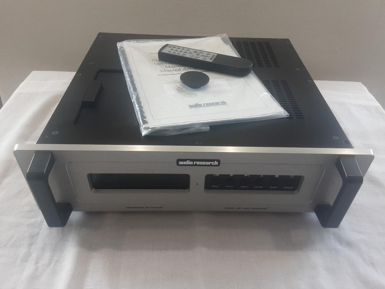 Audio Research Reference CD7 MK 2 Valve CD Player with Remote Control