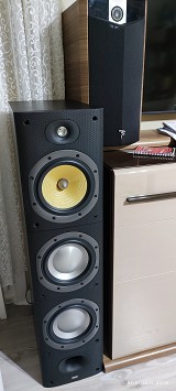 Bowers and Wilkins DM604 S3